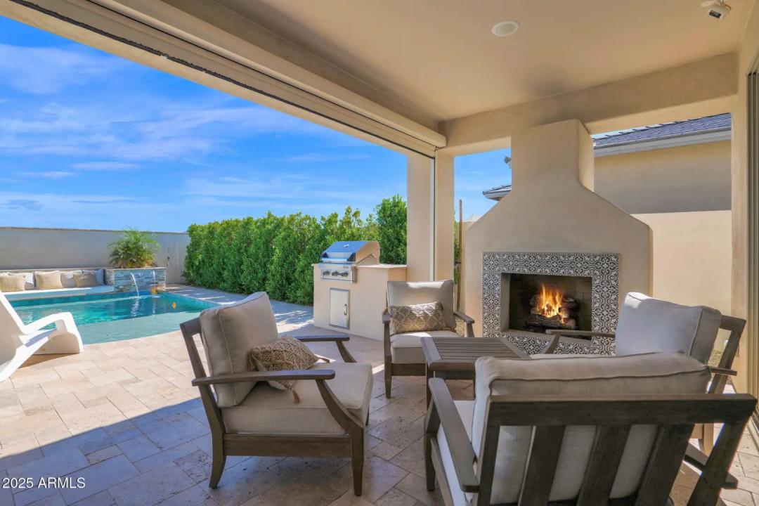 Real Estate Picture 33