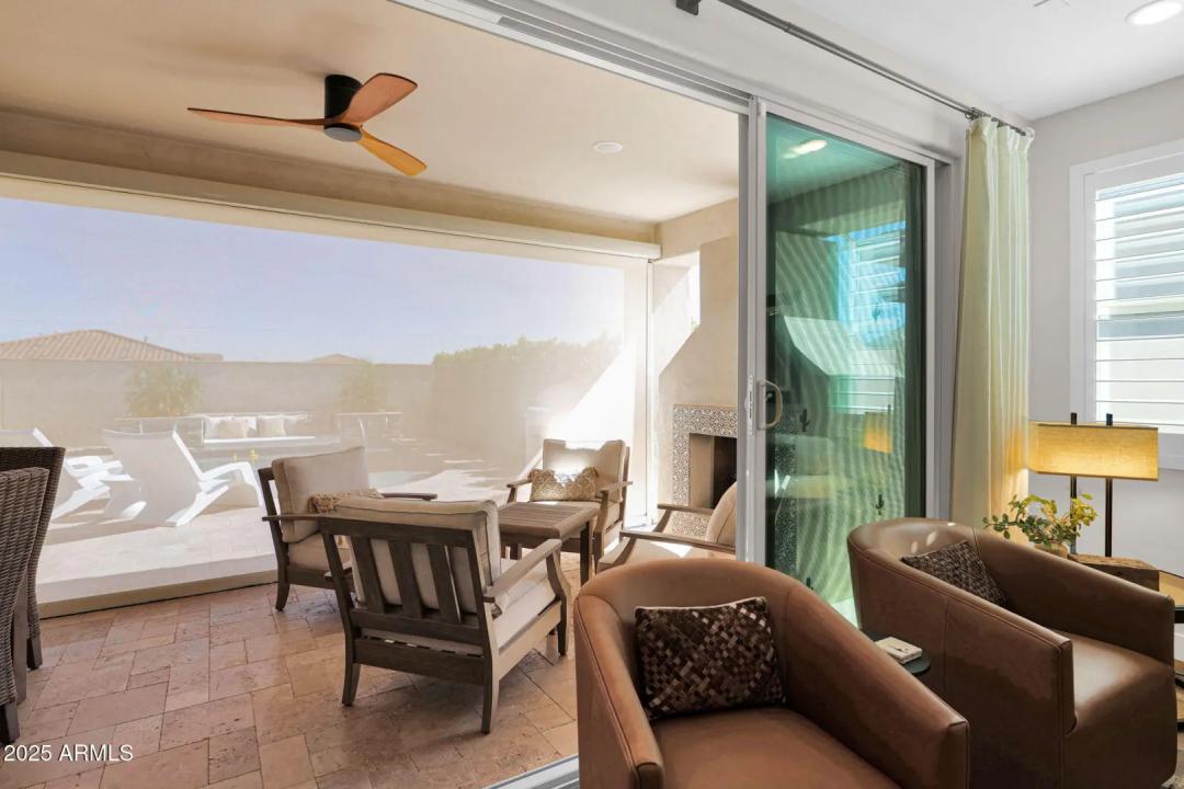 Real Estate Picture 12