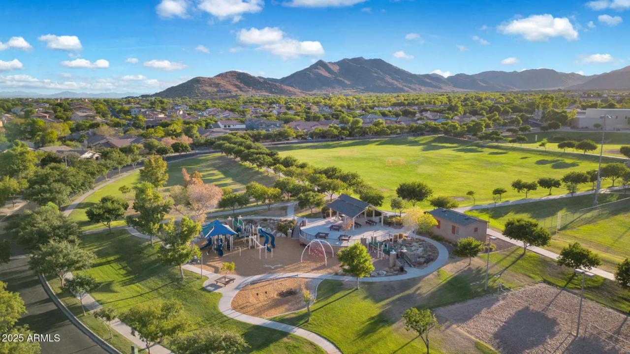 Real Estate Picture 67