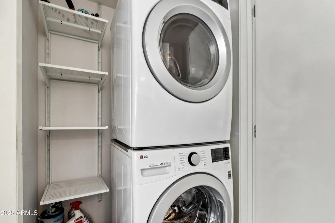 Real Estate Picture 13