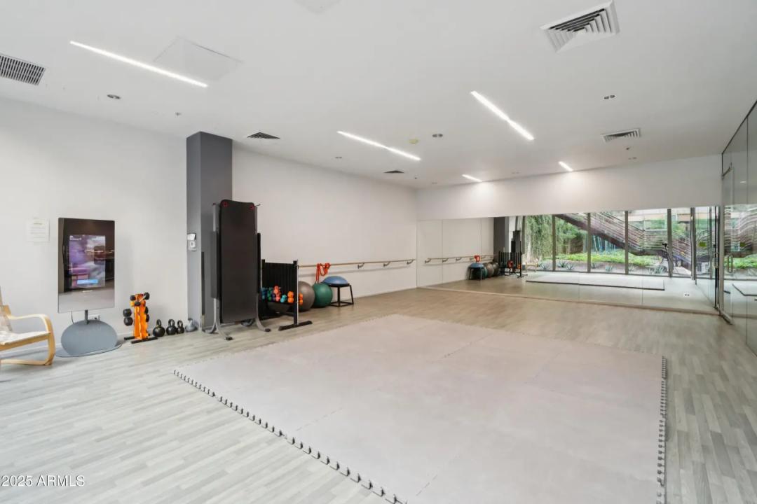 Real Estate Picture 36