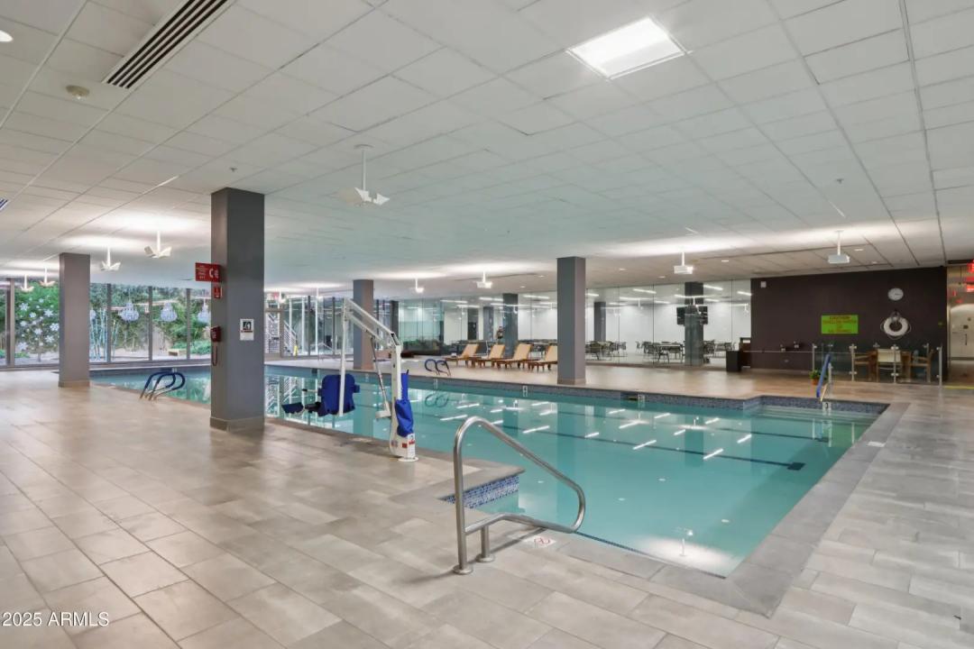 Real Estate Picture 32