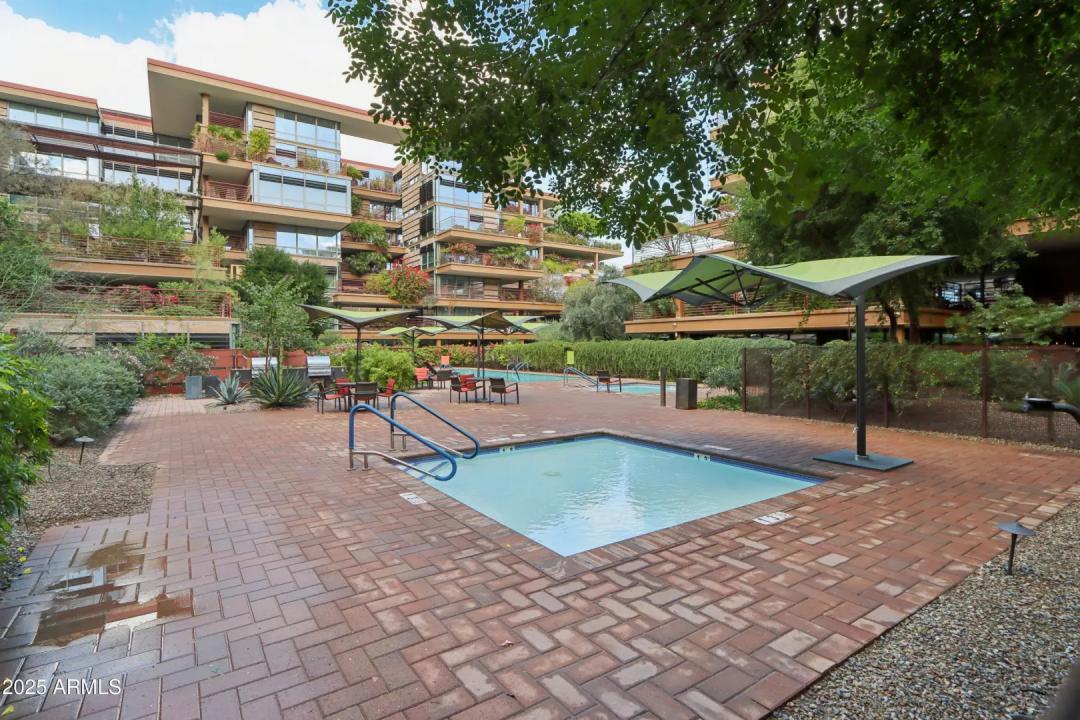 Real Estate Picture 22