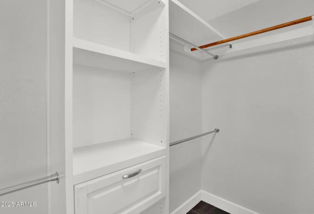 Real Estate Picture 25