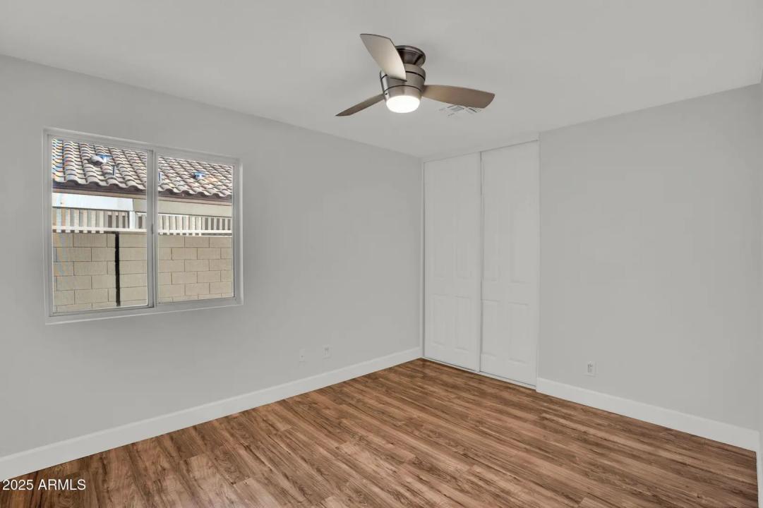 Real Estate Picture 30