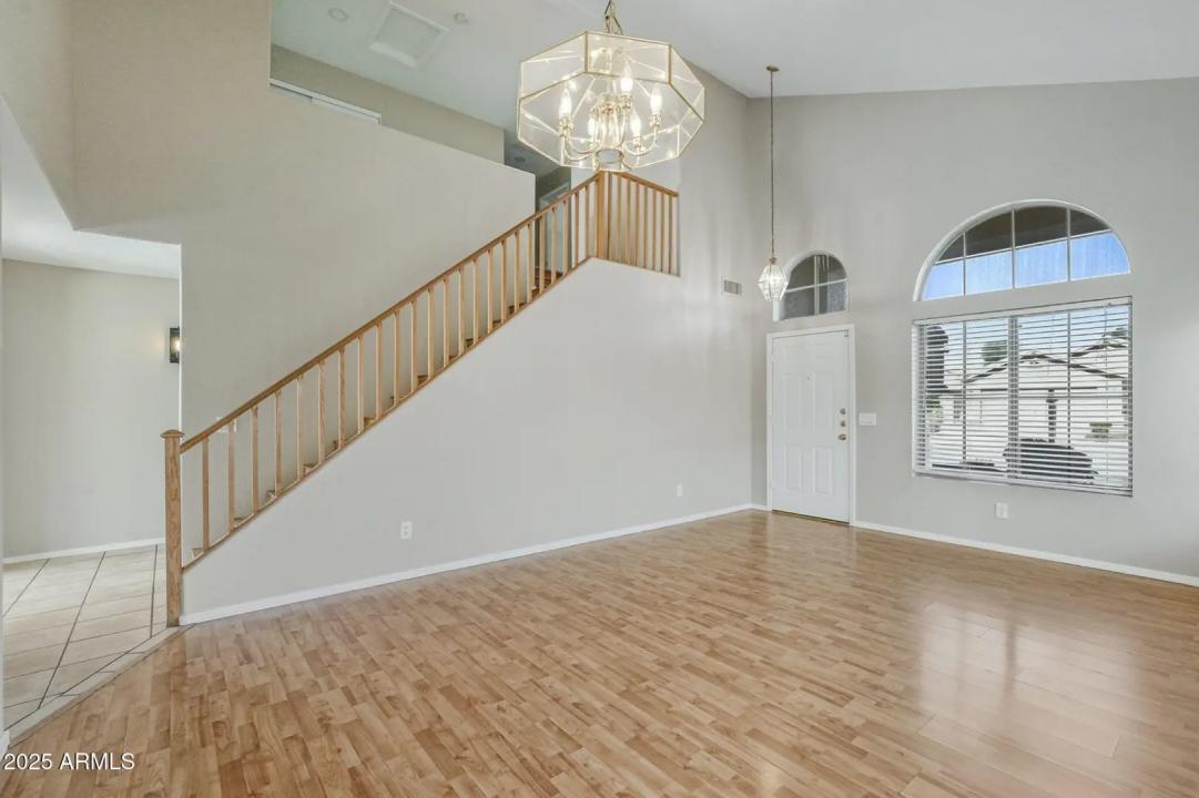 Real Estate Picture 6