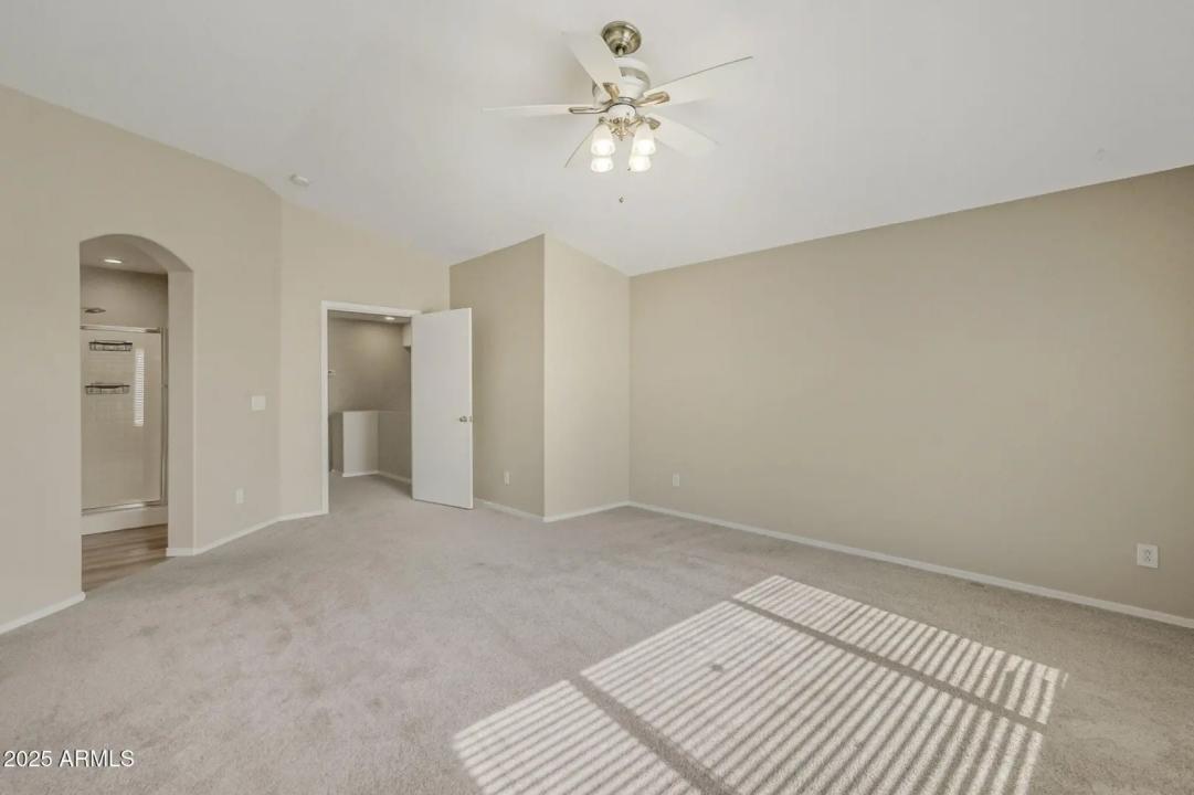 Real Estate Picture 20