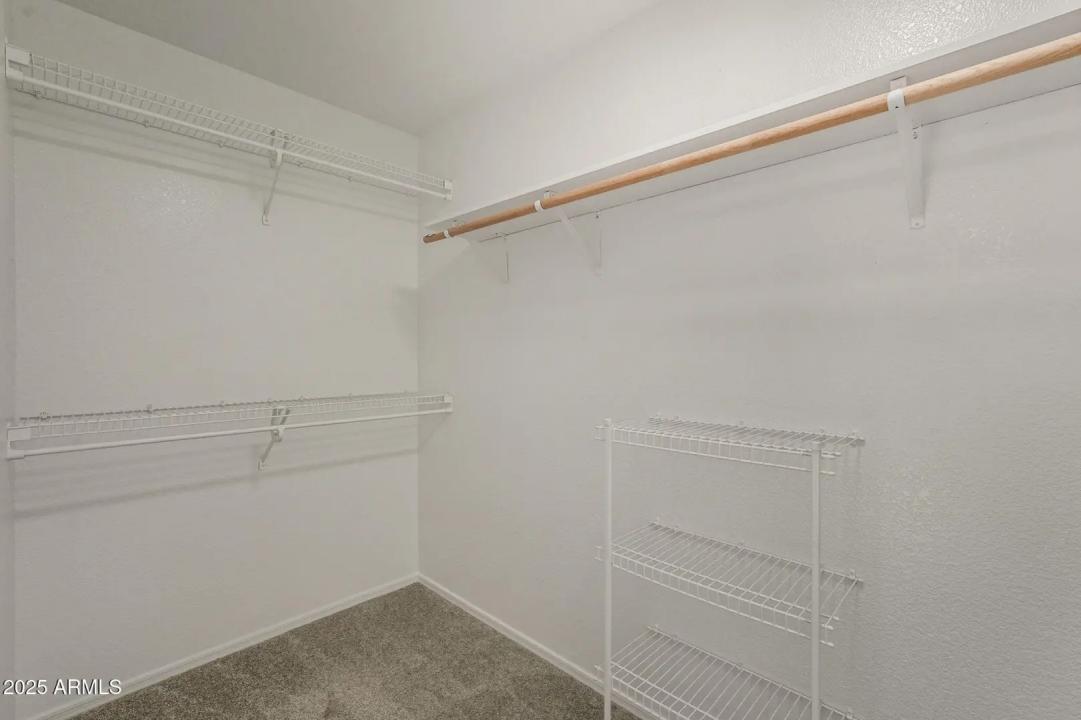 Real Estate Picture 23