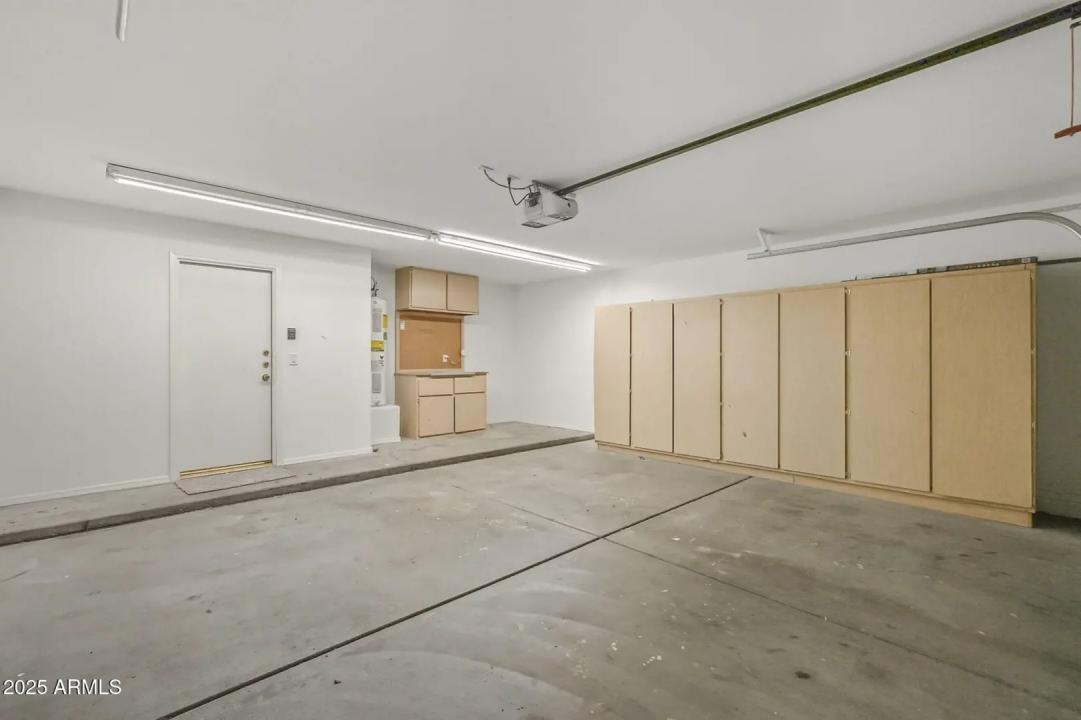 Real Estate Picture 33