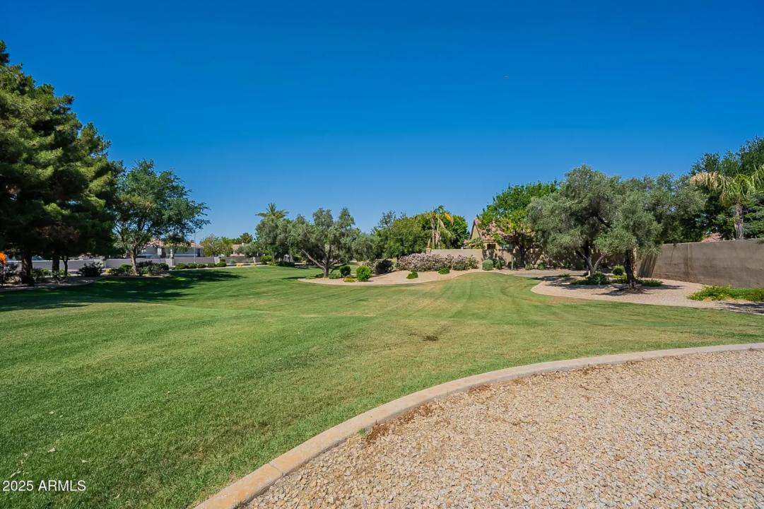 Real Estate Picture 42