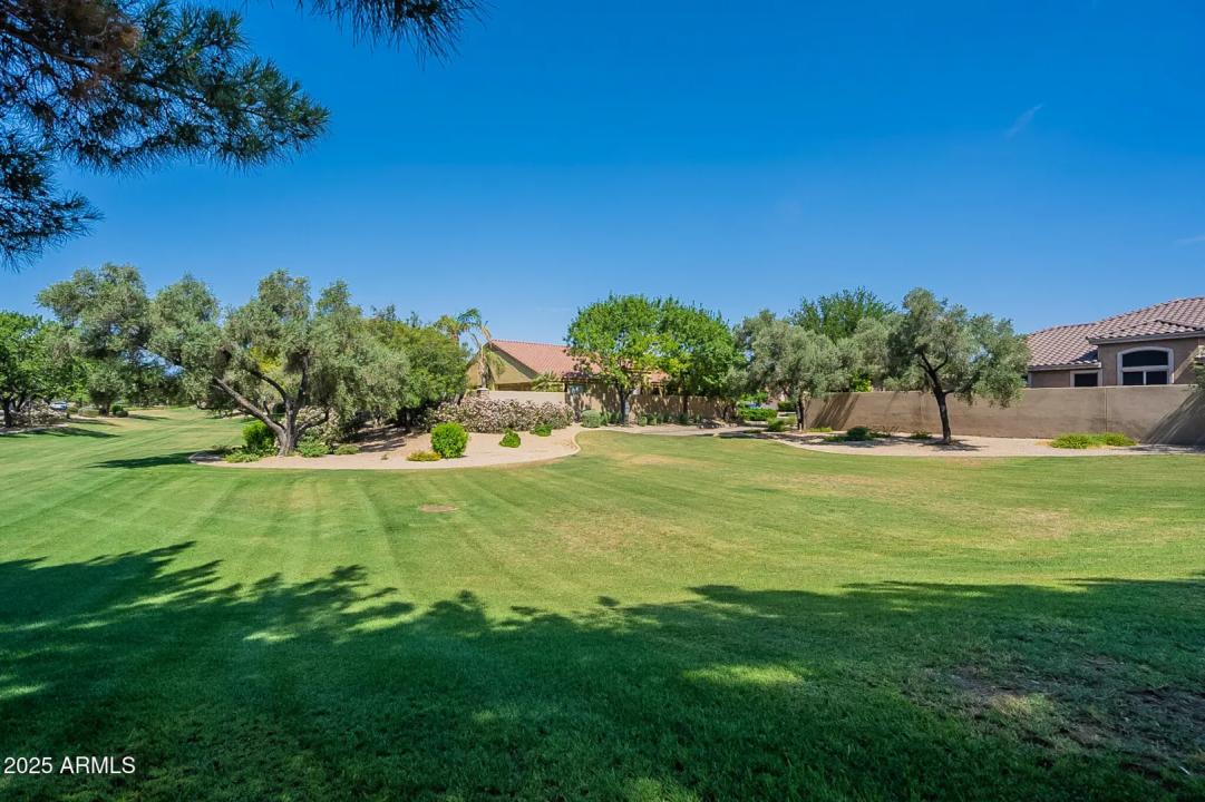 Real Estate Picture 43
