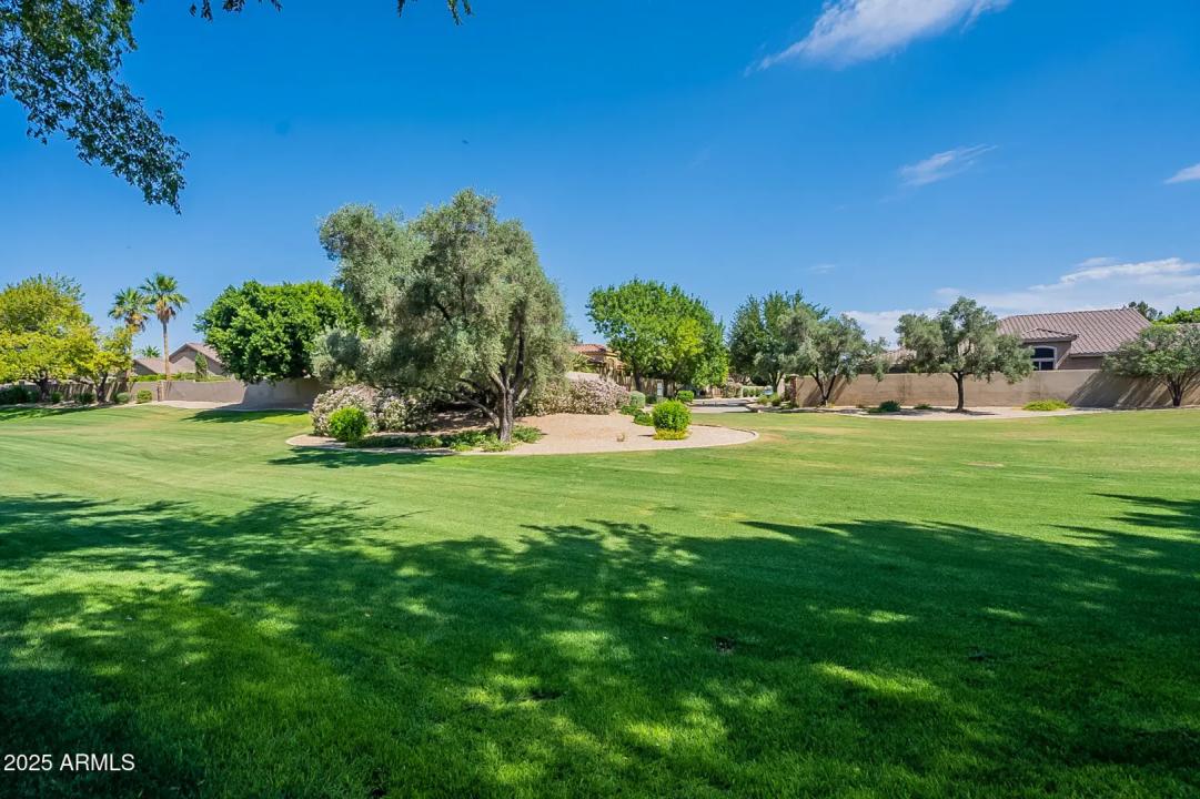 Real Estate Picture 44