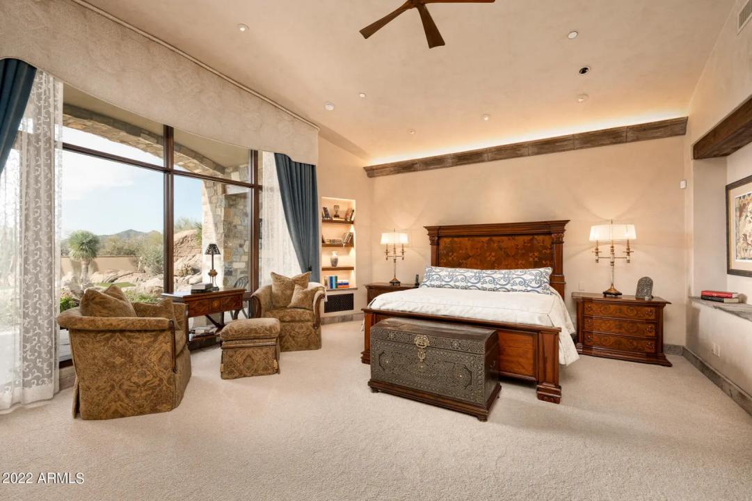 Real Estate Picture 20