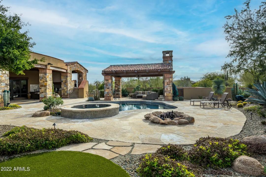 Real Estate Picture 43