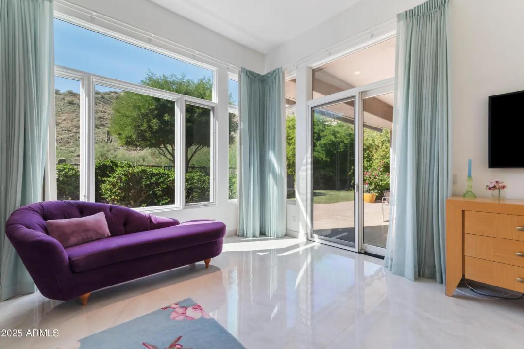 Real Estate Picture 15