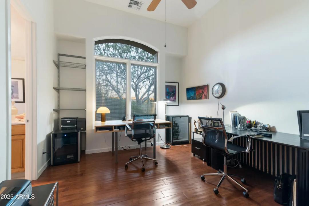 Real Estate Picture 21