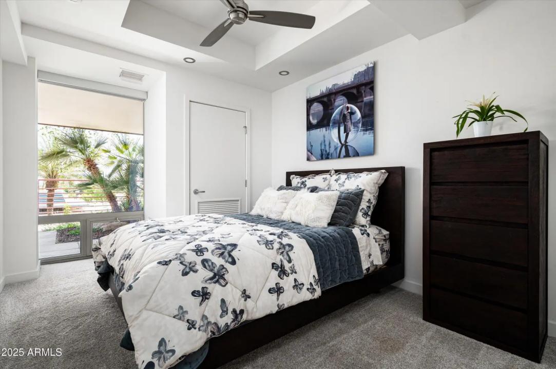 Real Estate Picture 15