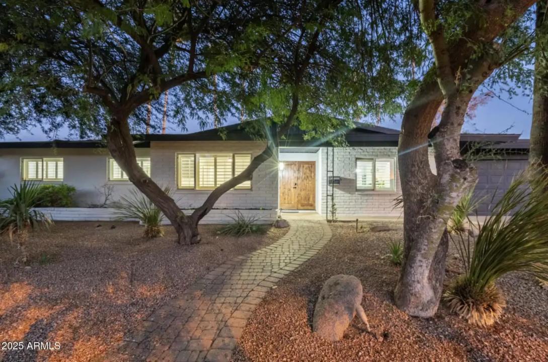 Real Estate Picture 2