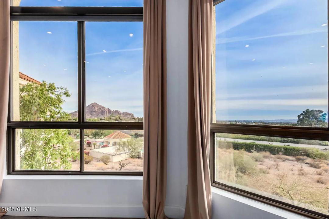 Real Estate Picture 25