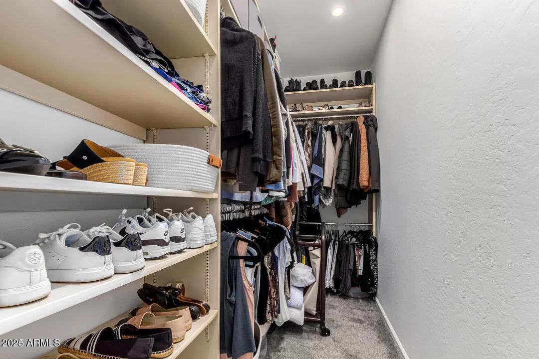 Real Estate Picture 19