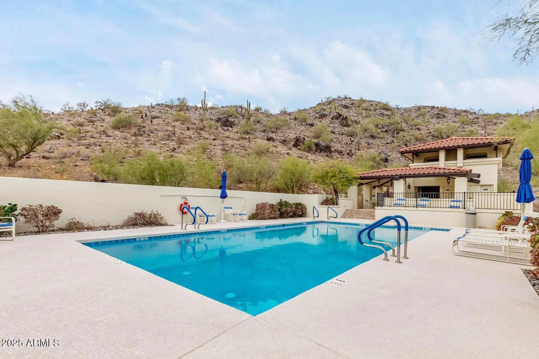 Real Estate Picture 48