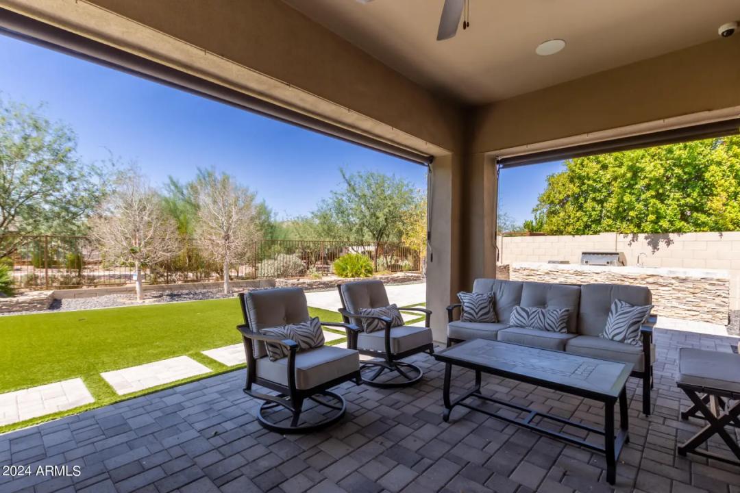 Real Estate Picture 27