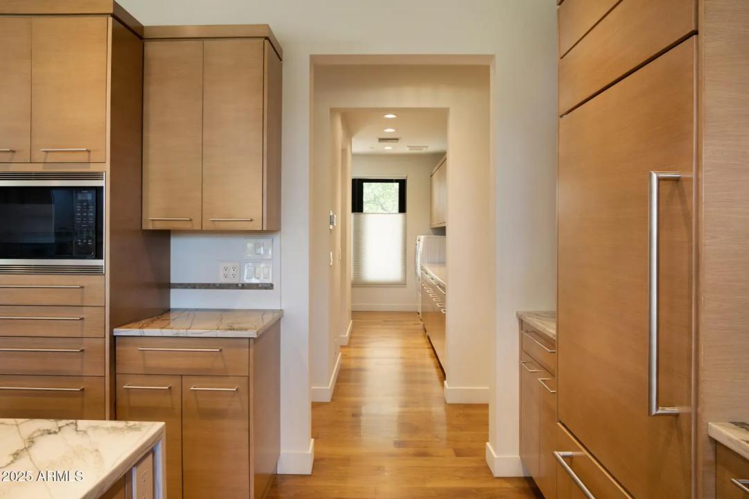 Real Estate Picture 15