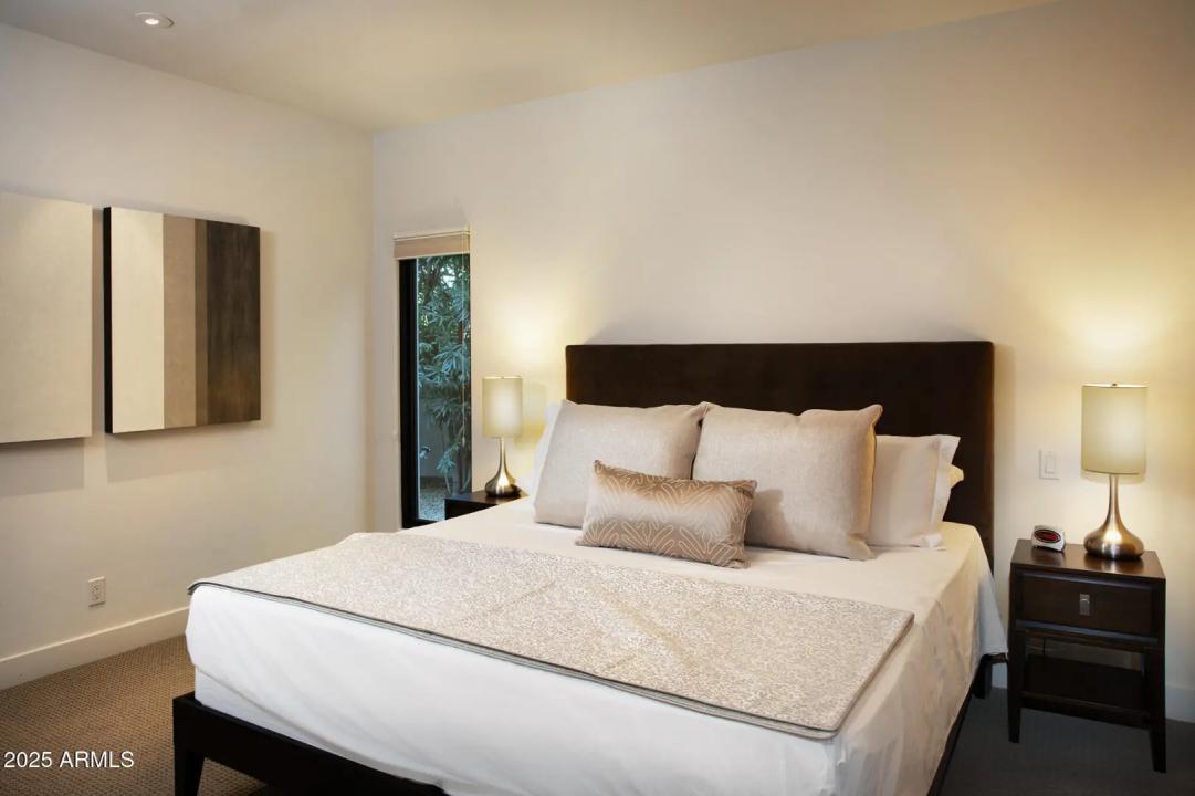 Real Estate Picture 23