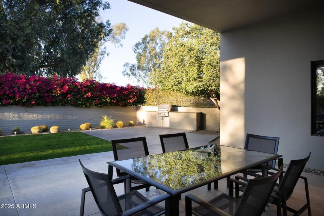 Real Estate Picture 38