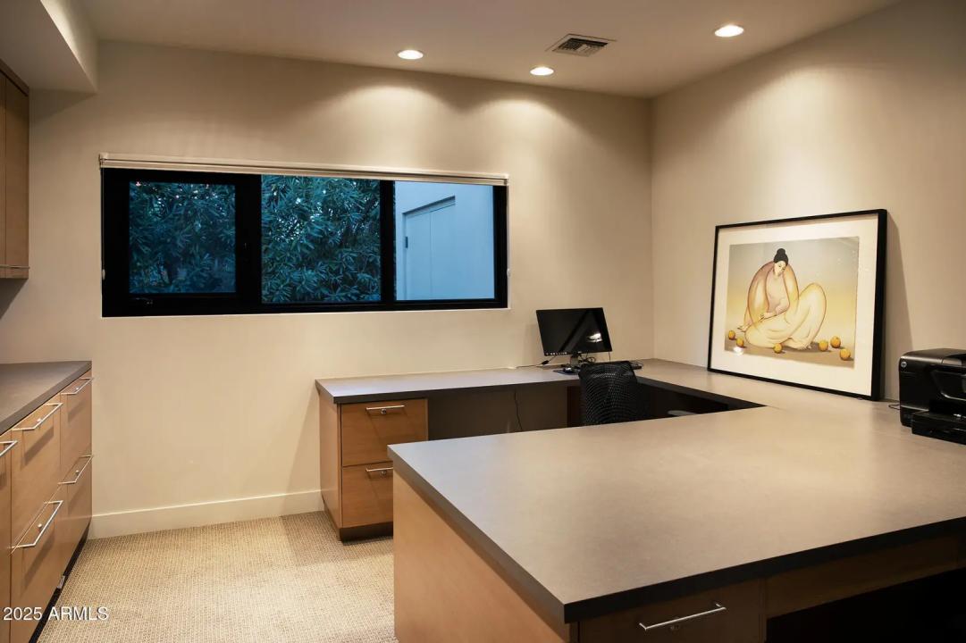 Real Estate Picture 33