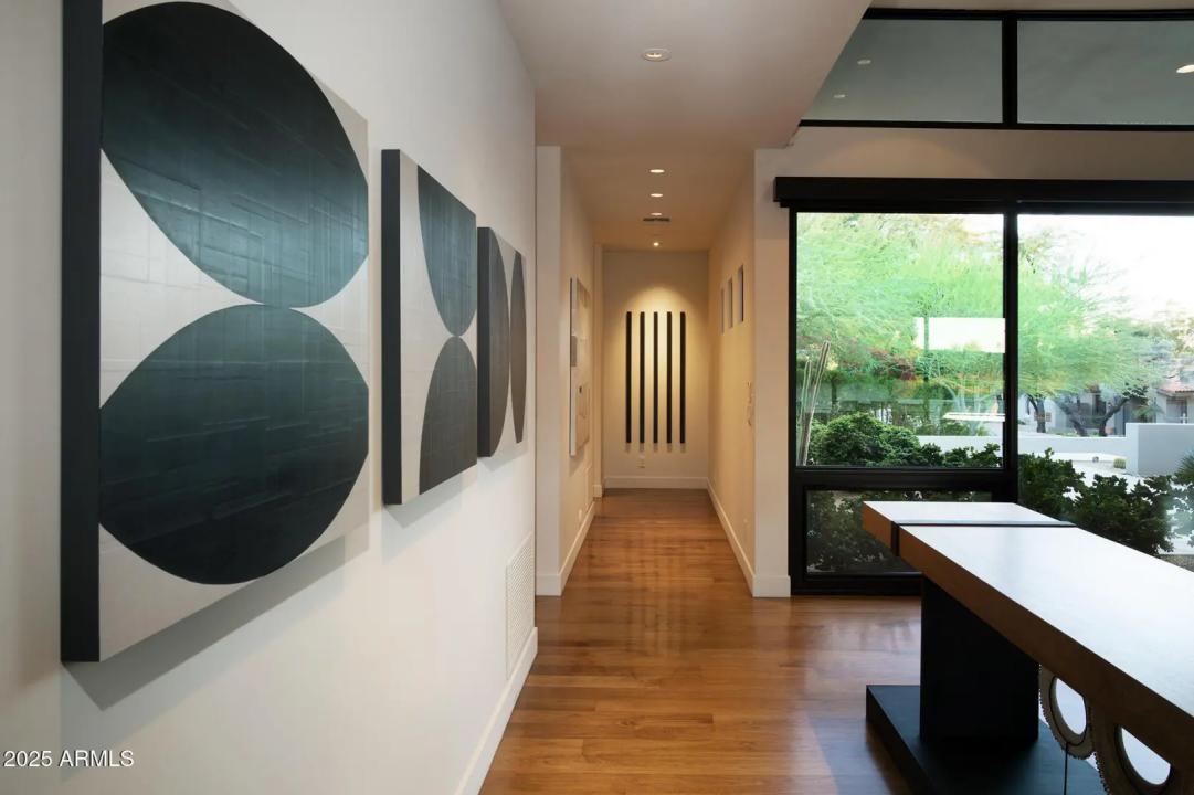 Real Estate Picture 22