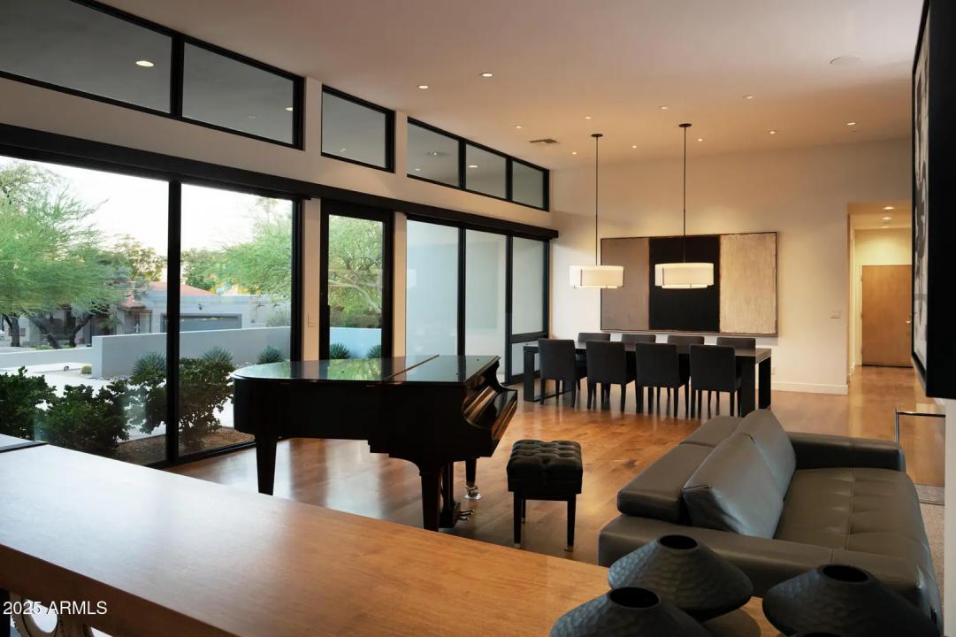 Real Estate Picture 21