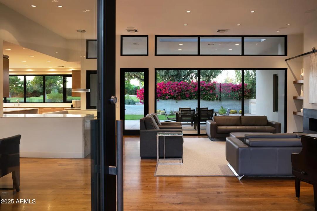 Real Estate Picture 5