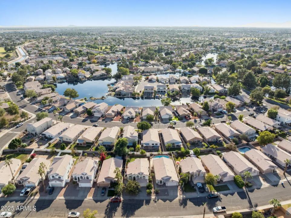 Real Estate Picture 26