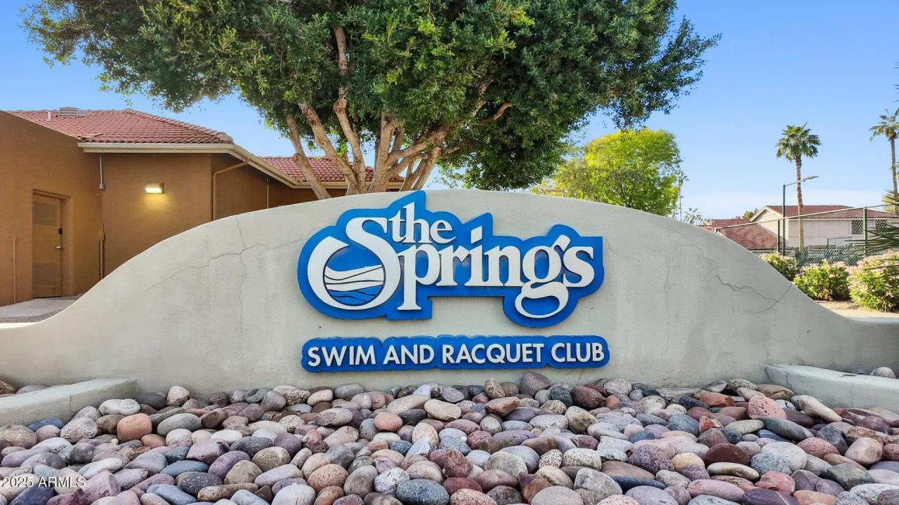 Real Estate Picture 32