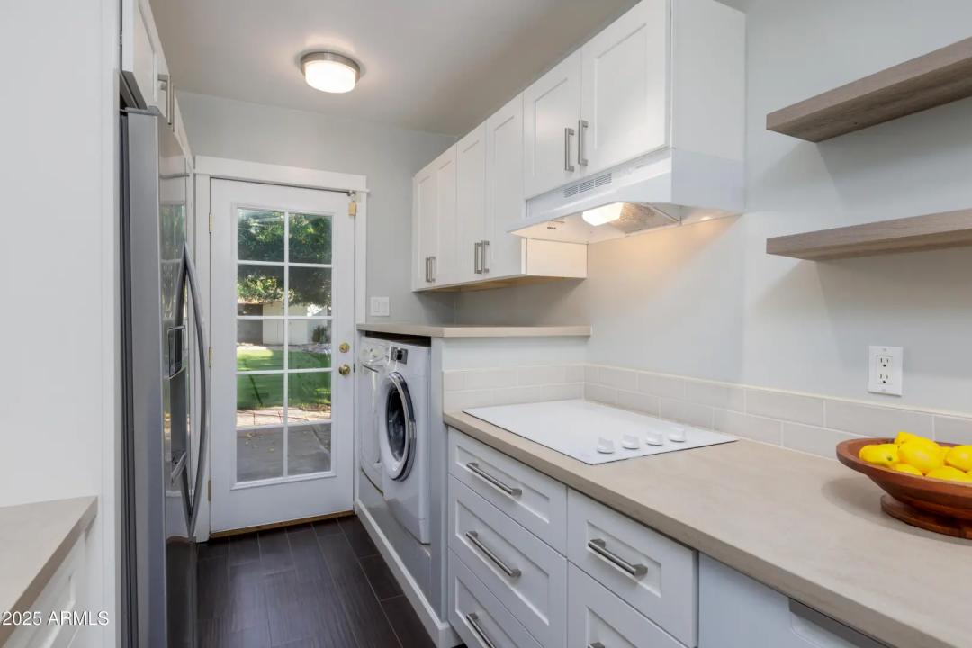 Real Estate Picture 13