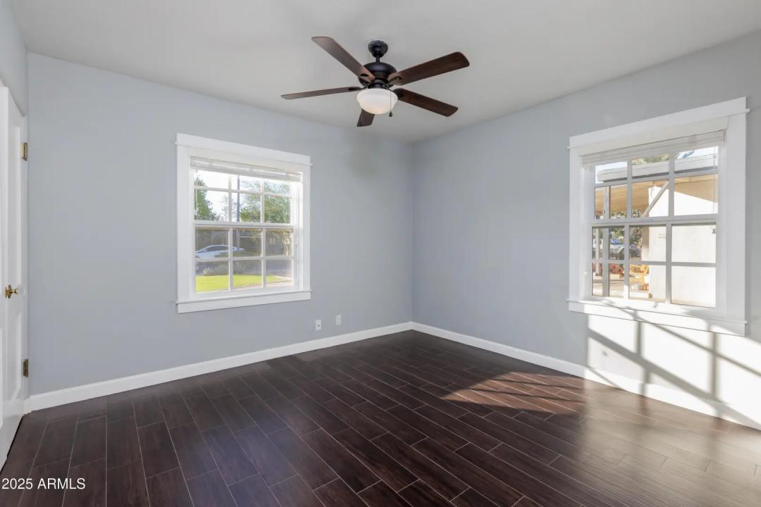 Real Estate Picture 20