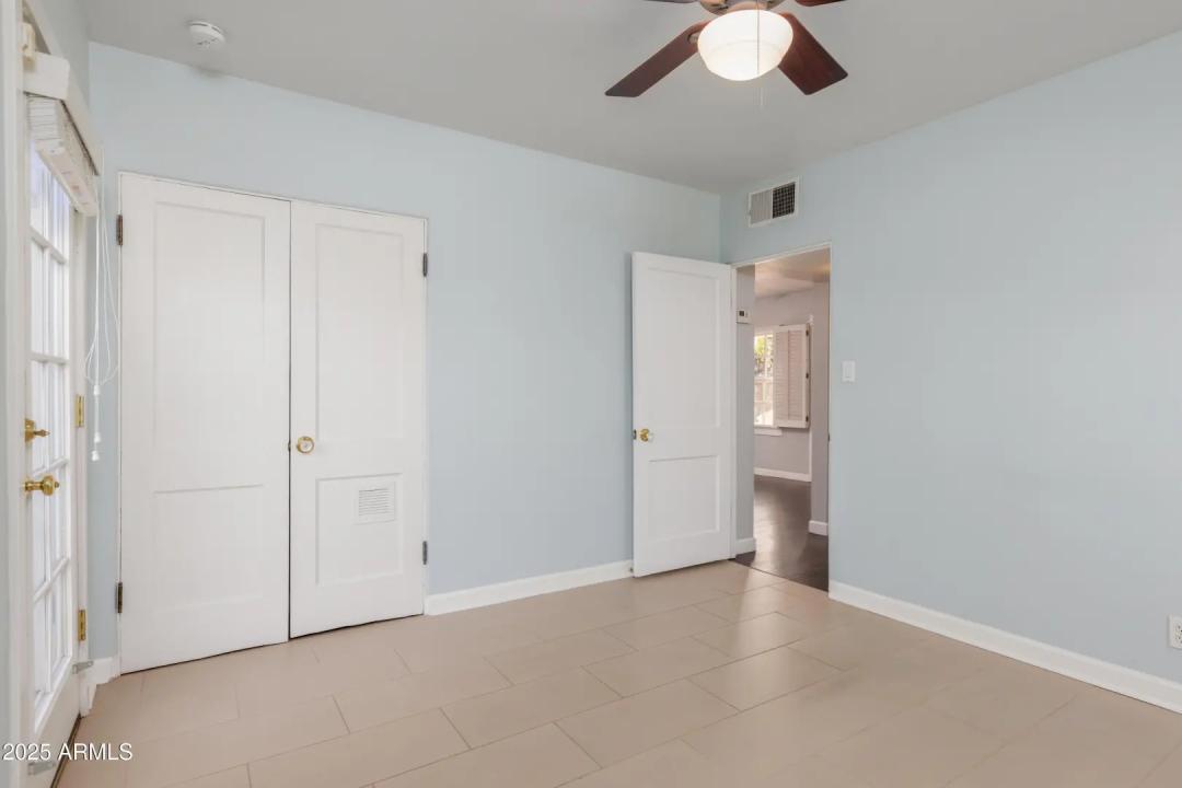 Real Estate Picture 23