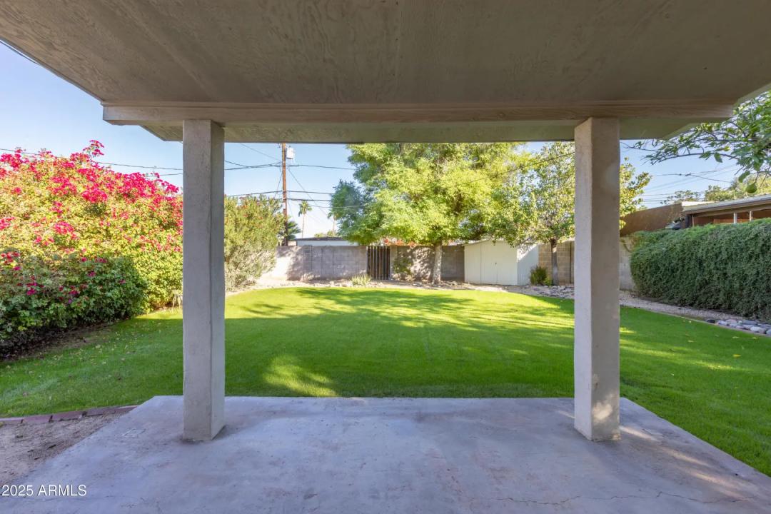 Real Estate Picture 28