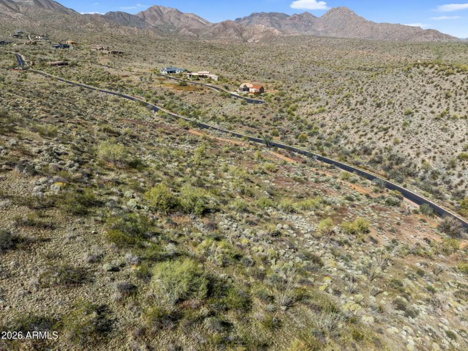 Real Estate Picture 23