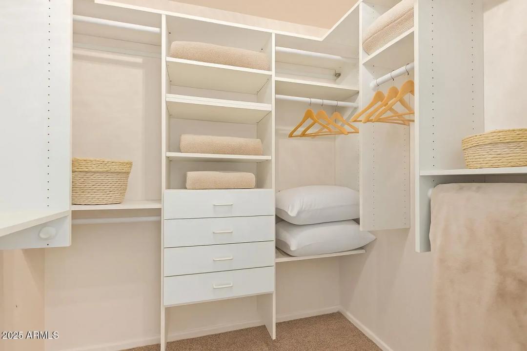 Real Estate Picture 25