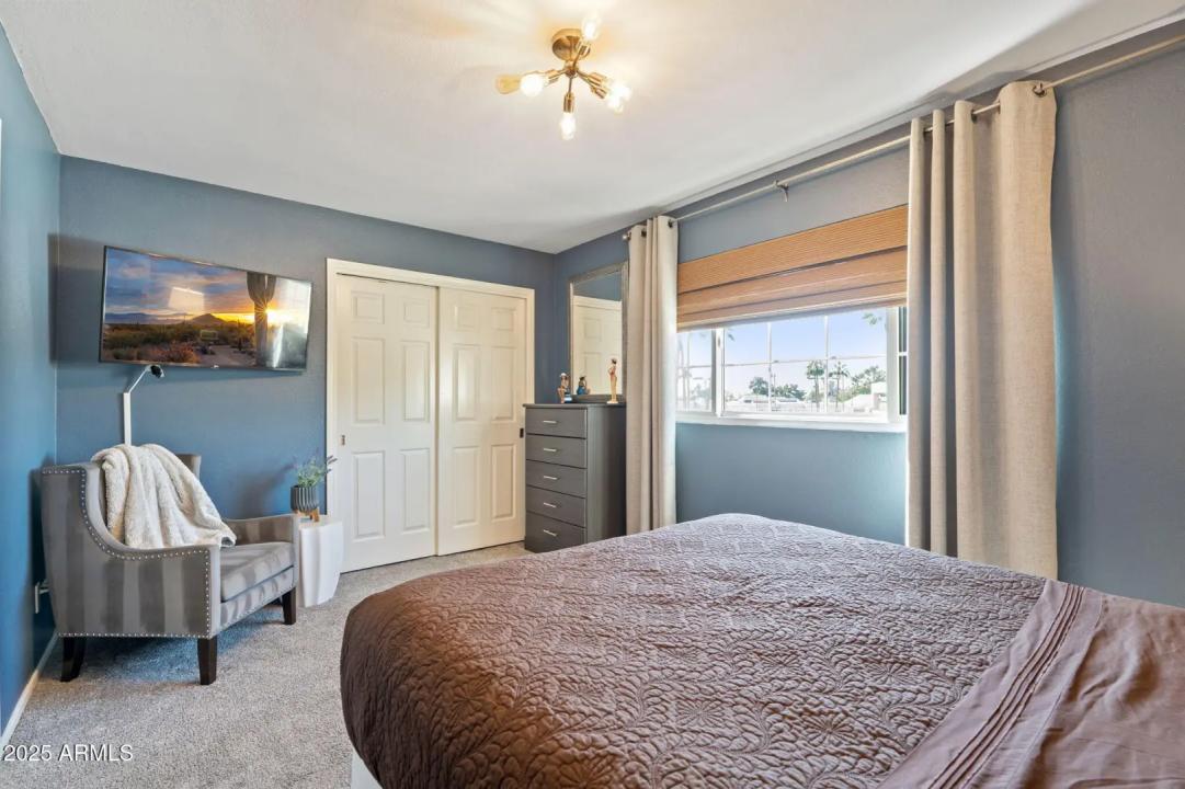 Real Estate Picture 32