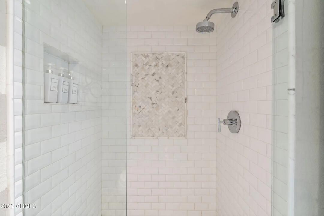 Real Estate Picture 35