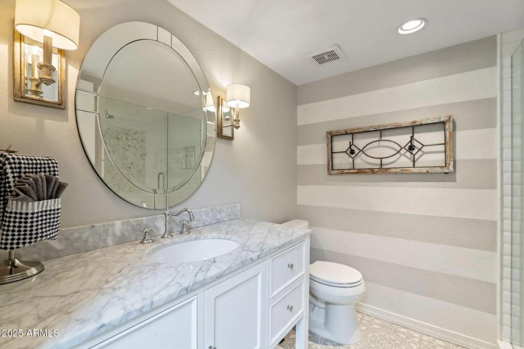 Real Estate Picture 34