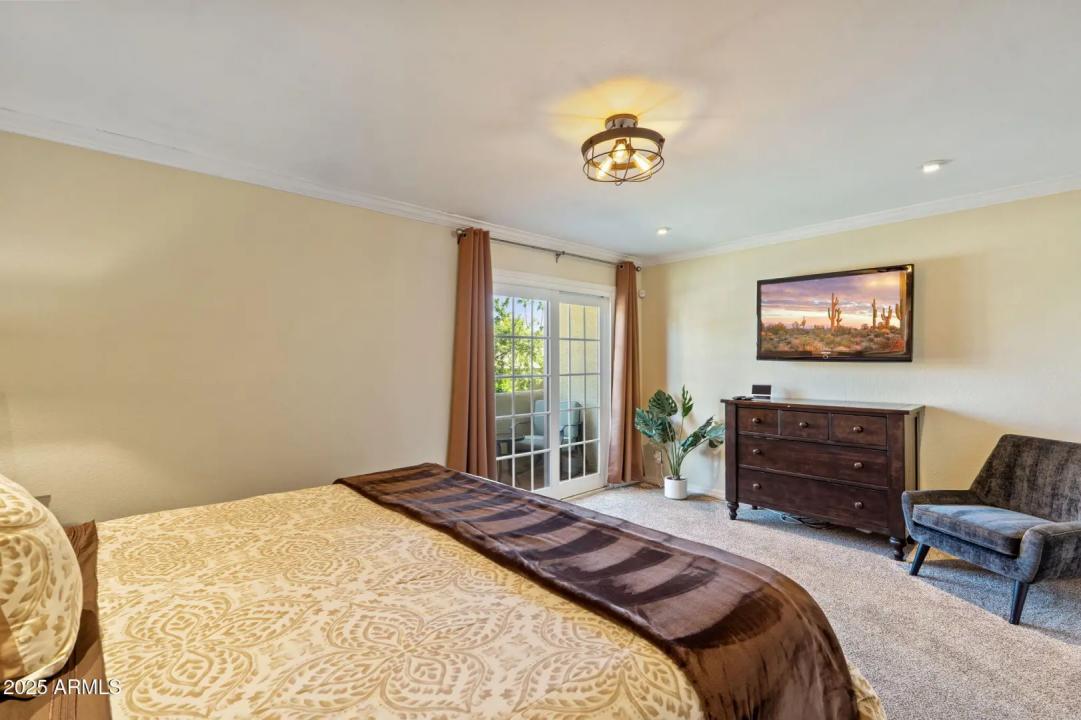 Real Estate Picture 24