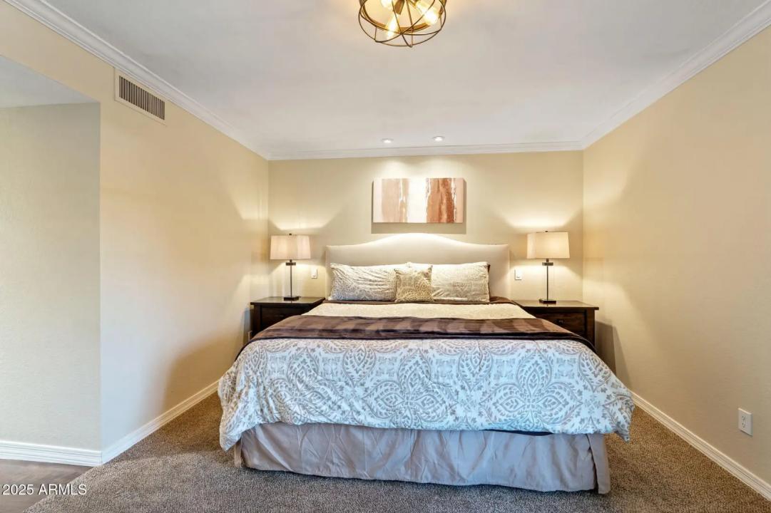 Real Estate Picture 20