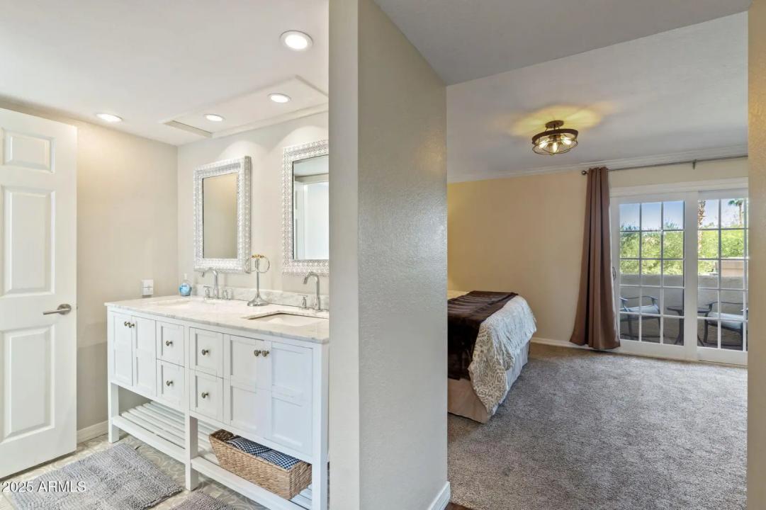 Real Estate Picture 22