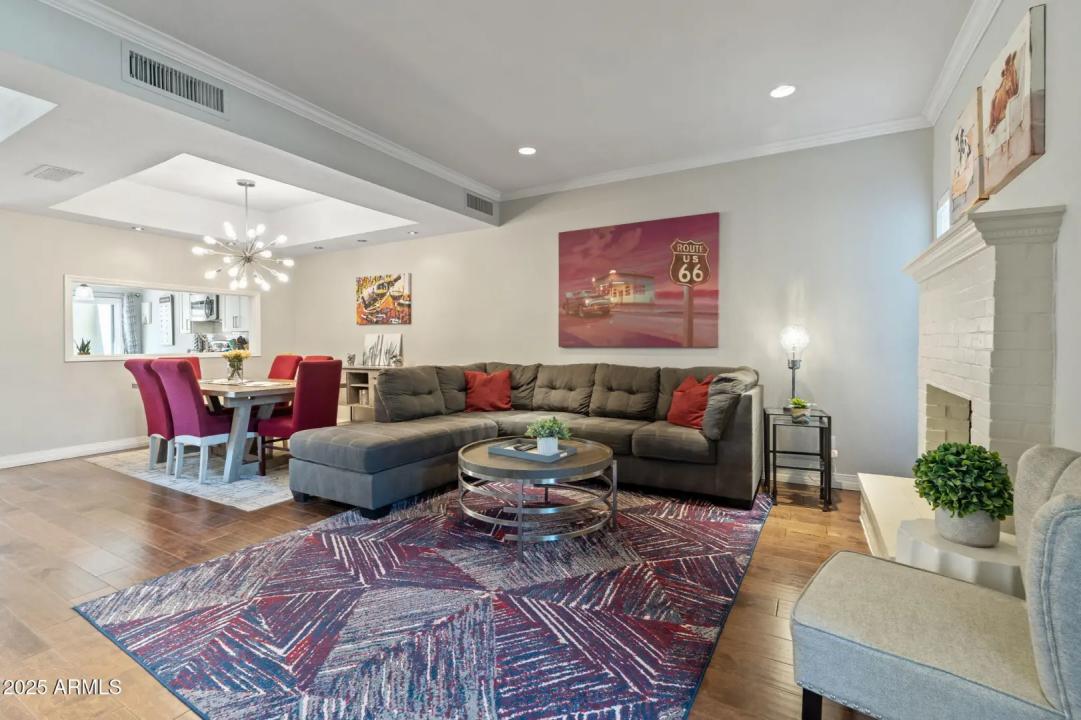 Real Estate Picture 13