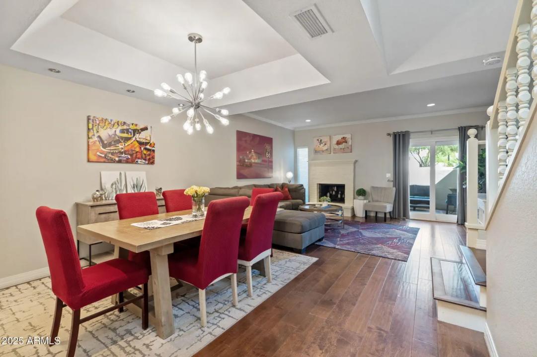 Real Estate Picture 17