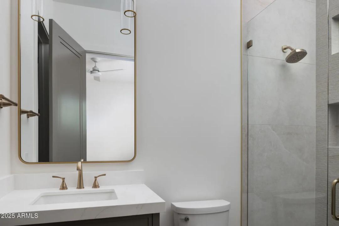 Real Estate Picture 27